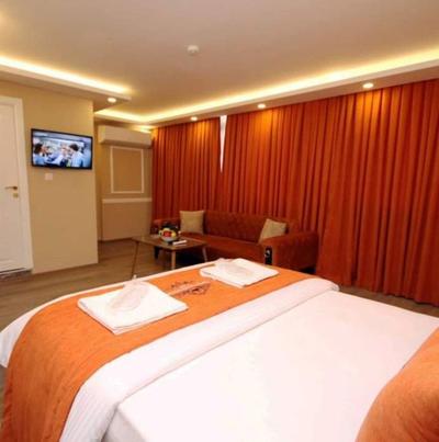 Heros Love Otel