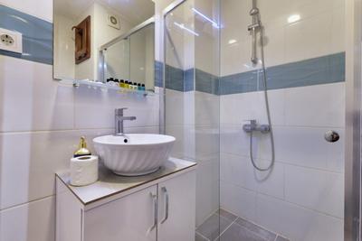 Azad Homes Siper