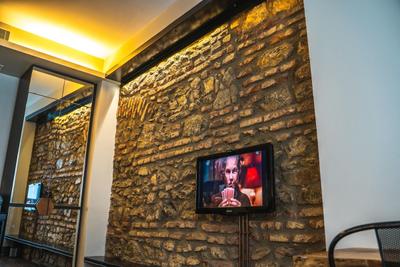 West Pera Hotel