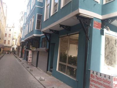 Taxim Hostel