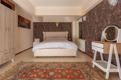 Vg Taksim Suit
