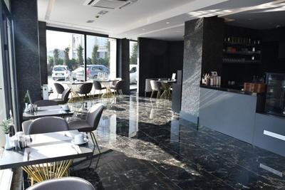 HMZ Luxury Hotel