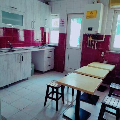 Eroz Hostel Old City