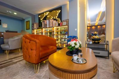 Litros Hotel