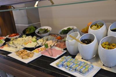 Litros Hotel