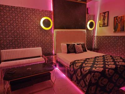 Royal Suits Hotels
