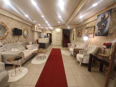 Şah Hotel