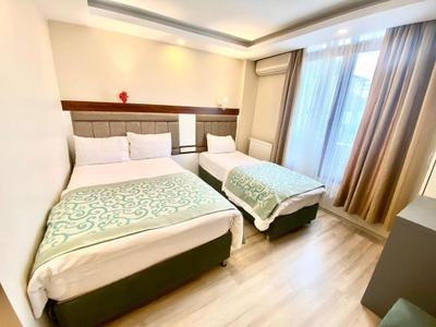 Grand Lara Hotel