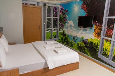 Heraldic Room Hotel