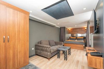 216 FB Suites