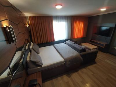 216 FB Suites