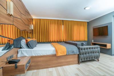216 FB Suites