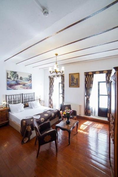 Sarnıç Meyhane & Butik Otel