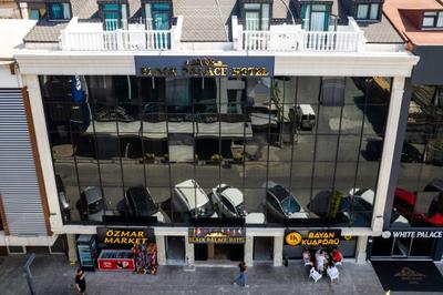 Black Palace Hotel