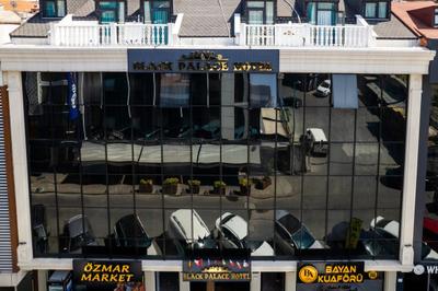 Black Palace Hotel