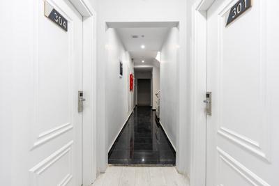 White Life Palace Hotel
