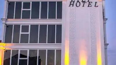 Lily Airport Hotel