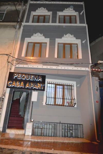 Pequena Casa Apart
