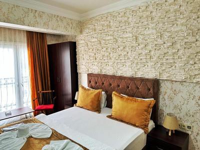 Rose Suite & Hotel