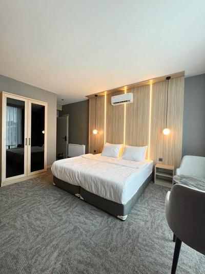 Royal Mass Airport Business Hotel