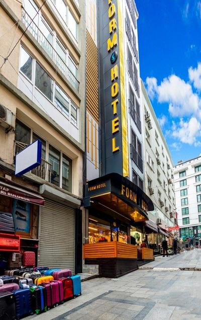 Form Hotel