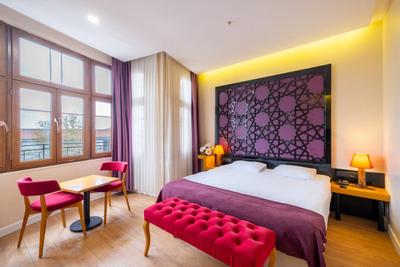 VVR Hotel