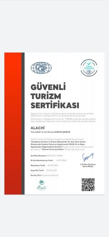 Alachi Hotel