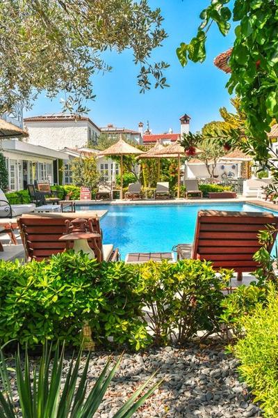 Bay C Hotel Alaçatı