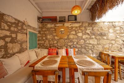 Bo Alacati