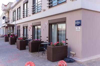 Eleven Hotel