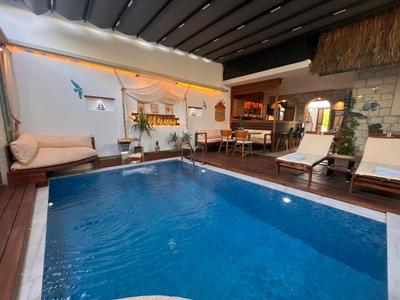 Elin Otel Alacati