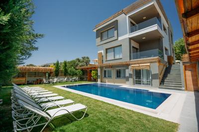 Laradi Hotel