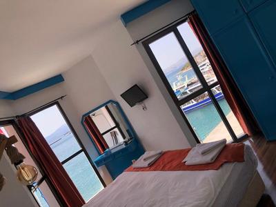 Marin Otel Çesme