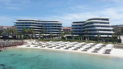 Reges a Luxury Collection Resort & Spa
