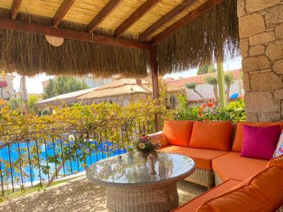 TasQuartas Otel Alaçati