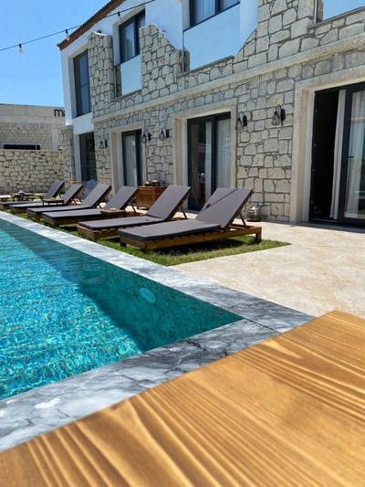 Trina Talles Alaçatı