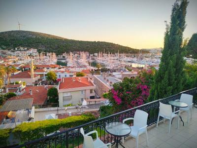 Yalçın Hotel Çeşme