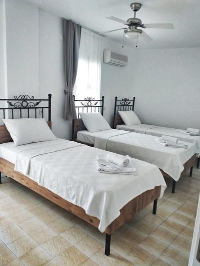 Otel A
