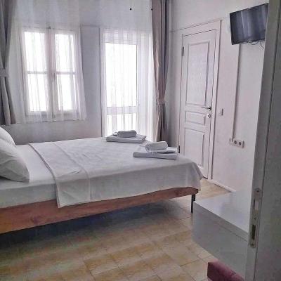 Otel A