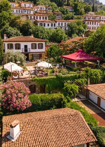 Güllü Konak Otel