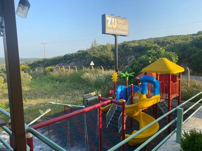 Zu Urla