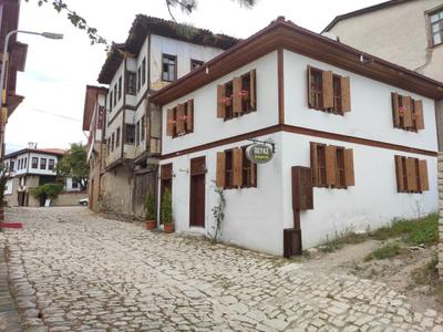 Beyaz Konak Aile Oteli