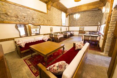 Çeşmeli Konakları
