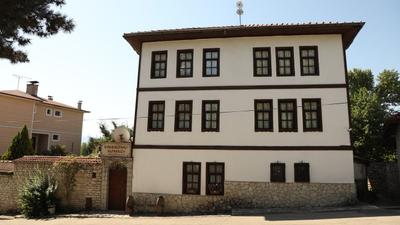 Dibekönü Konak