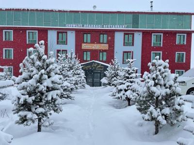 Snow Life Otel