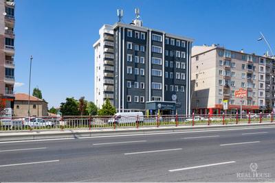 Real House Hotel