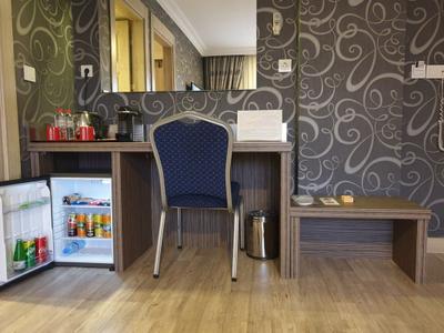 Lina Suite Hotel