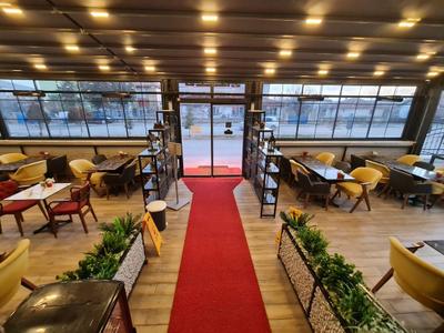 Ecrin Hotel