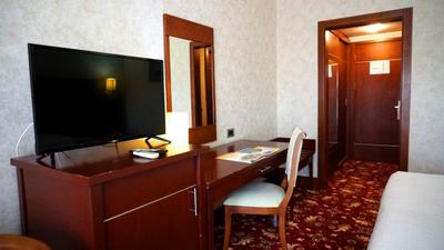 Queen Thermal Resort Hotel