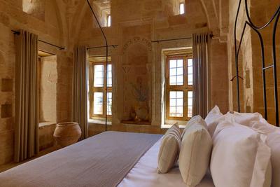 Arura Mardin